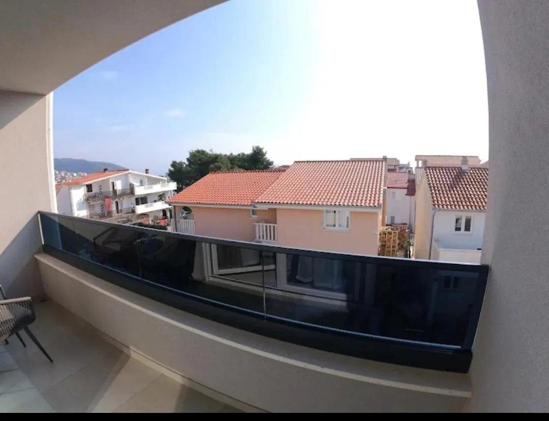 New Apartman P & B Apartment Trogir