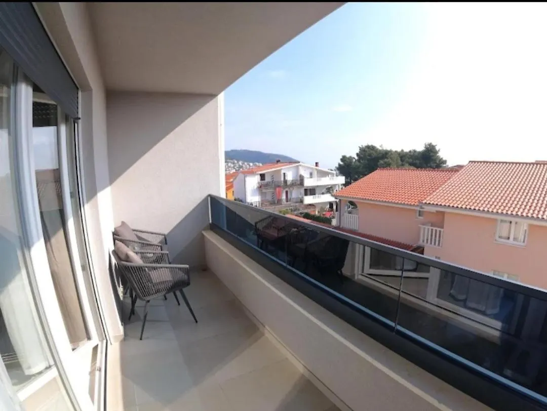 New Apartman P & B Apartment Trogir